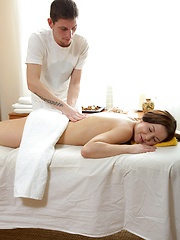 Horny massage therapist shagging a gorgeous teen client