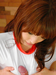 Teen babe Yukina Mori gives a nice blowjob